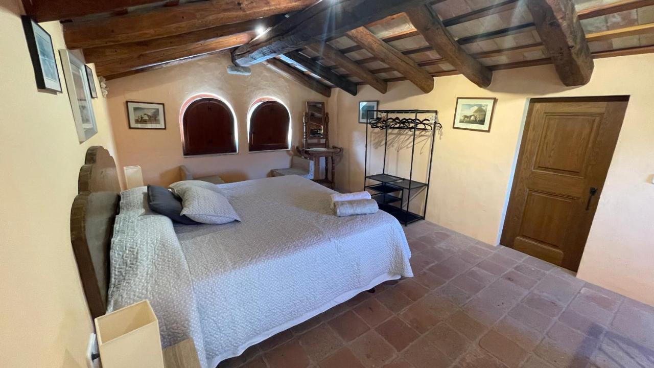 Вилла Amazing Typical House With Swimming Pool Сан-Фелиу-де-Гишольс Экстерьер фото